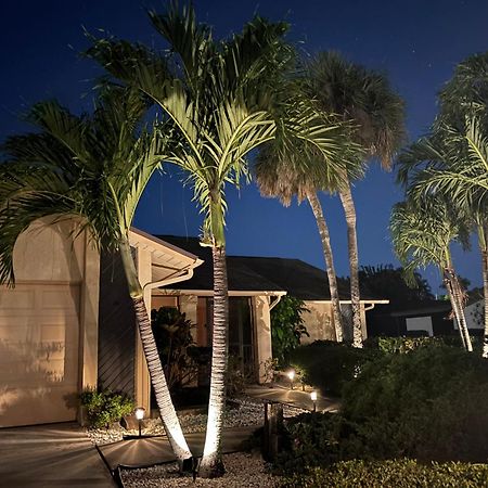 Pool Home With A New Sparkling Pool, Close To Beach, Lovely Lake View Нейплс Экстерьер фото